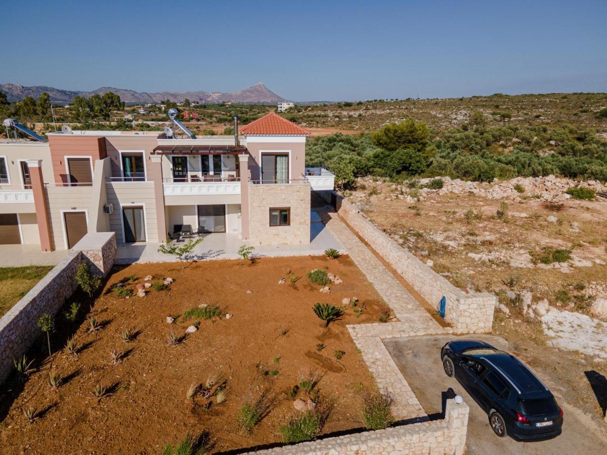 Harmony Deluxe Villa With Sea Mountain View Kambánion Exterior photo